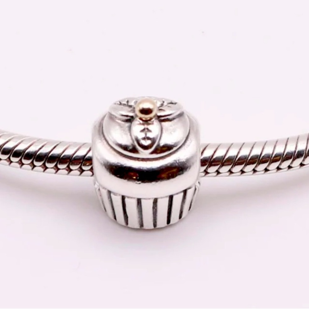 RETIRED Authentic Pandora Cupcake Charm With 14K Gold - Picture 1 of 9